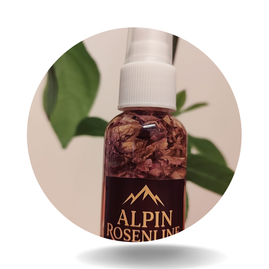 Rosen Wasser Angereichert mit Rosenkultur-Blütenblättern