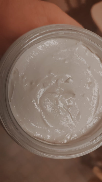 Body creme mit Rosenessenz 200 g